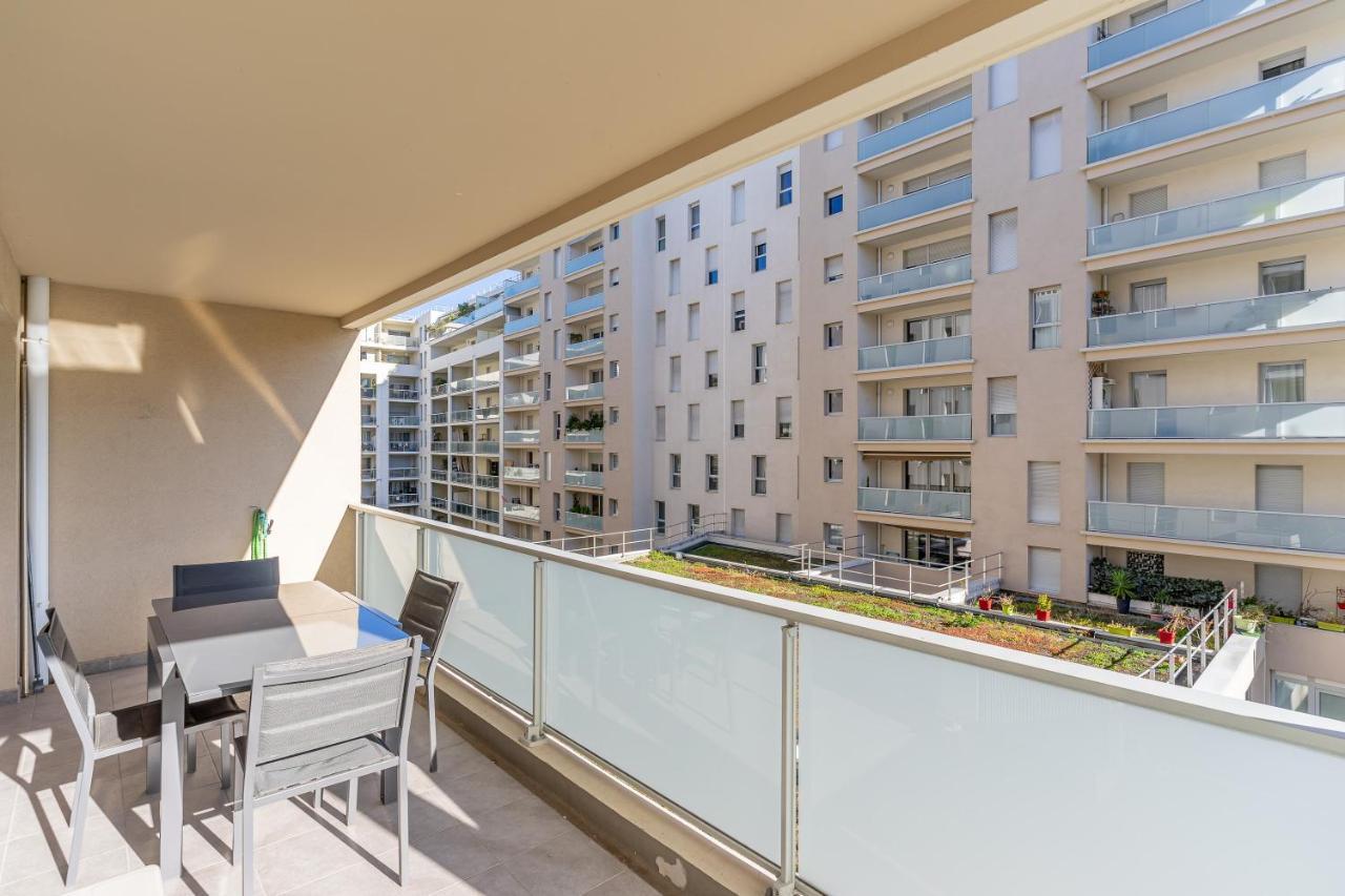 Panier, Major, De 47 M2, Parking Et Terrasse Appartamento